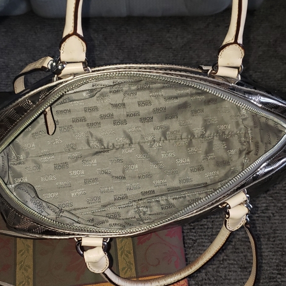 Michael Kors Silver Metallic Mirror Satchel Bag & Wallet Set - Picture 12 of 16